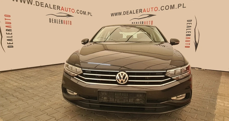 Volkswagen Passat cena 78000 przebieg: 65000, rok produkcji 2020 z Wrocław małe 106